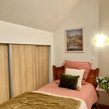 Double J - Omaha 別荘 Formigny