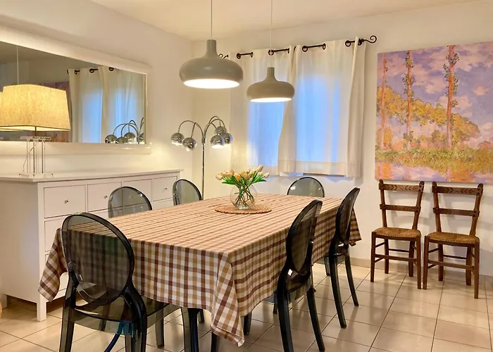 Double J - Omaha Holiday home *