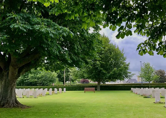 Double J - Omaha Ferienhaus Formigny